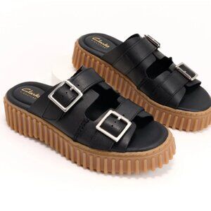 Clarks Black and Tan Sandals